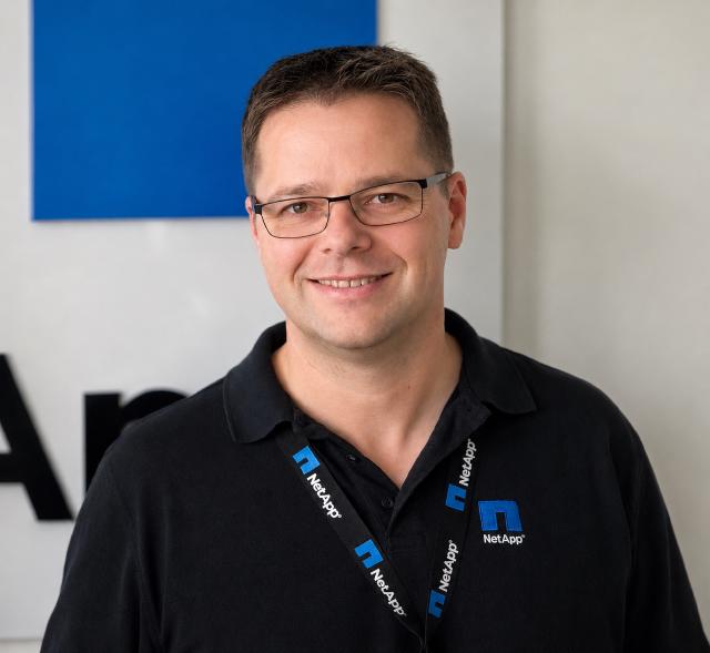 Andreas Engel